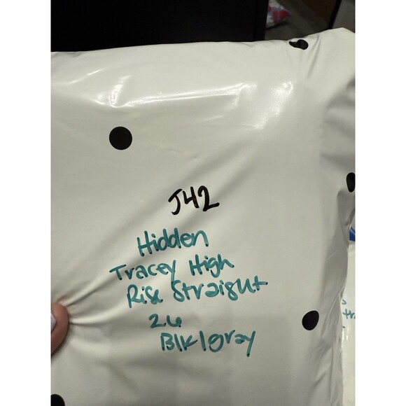 Hidden Tracey High Rise Straight Distressed Jeans Gray Black NWT Size 24 - Picture 9 of 9